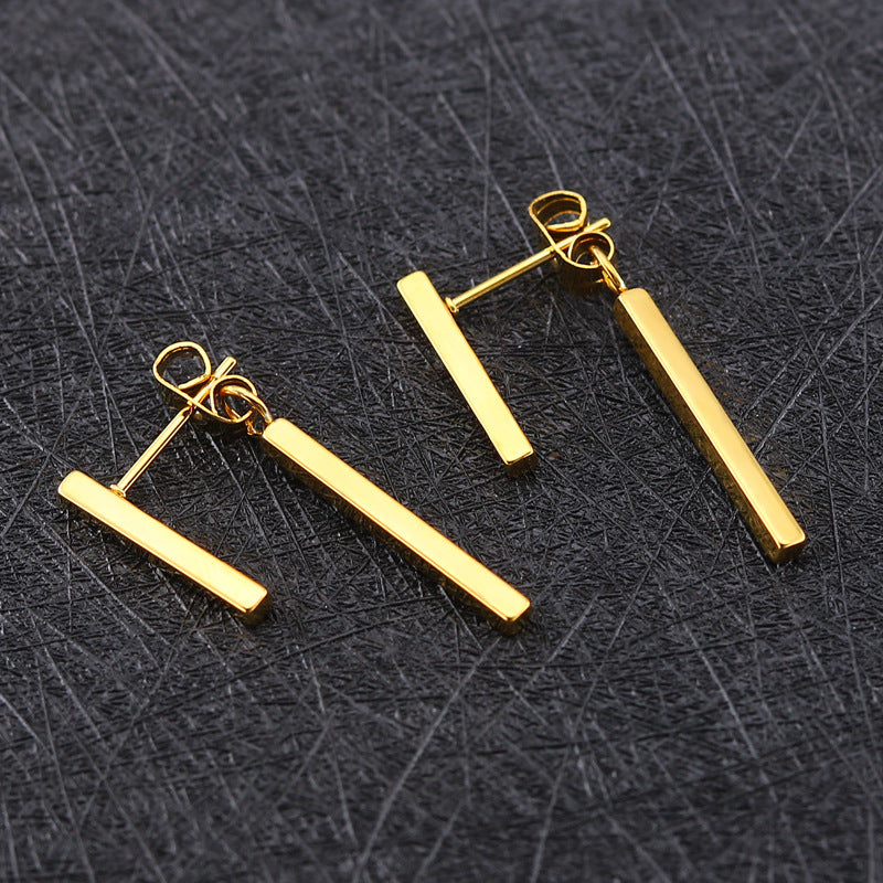 Stainless Steel Ear Pins On Both Sides Of Titanium Steel